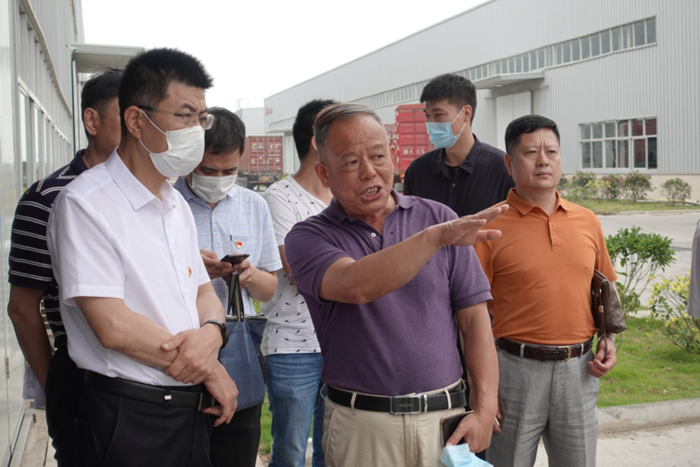 福建省工信厅副厅长陈传芳一行辅导 光临银娱优越会717新资料科技工业园参观调研