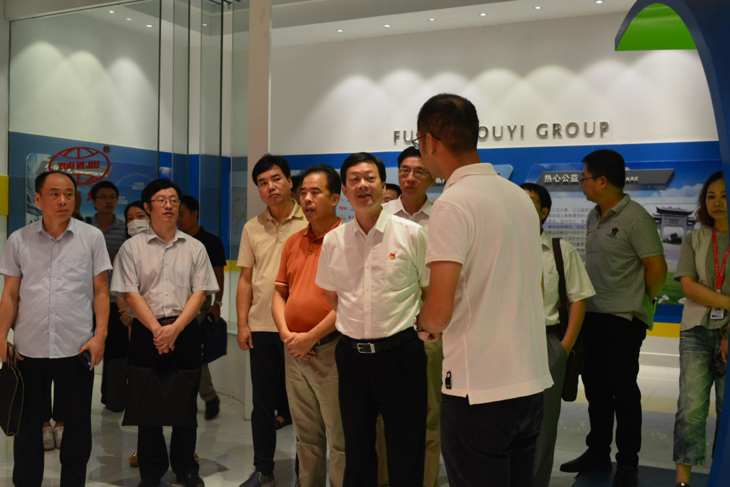 福建省工信厅辅导一行光临银娱优越会717集团调研